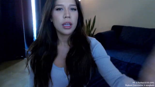 Gallery image thumbnail from Marie's myfreecams stream on, 11/08/2024, 24:05 image 7 of 20