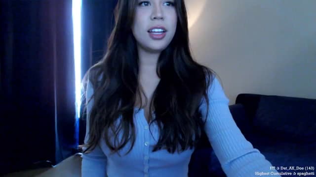 Gallery image thumbnail from Marie's myfreecams stream on, 11/08/2024, 24:05 image 5 of 20