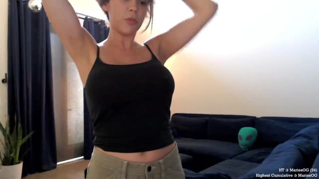 Gallery image thumbnail from Marie's myfreecams stream on, 11/14/2024, 24:04 image 2 of 20