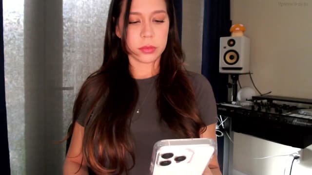 Gallery image thumbnail from Marie's myfreecams stream on, 03/12/2025, 24:02 image 8 of 20