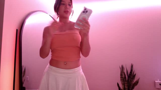Gallery image thumbnail from Marie's myfreecams stream on, 04/09/2025, 24:35 image 10 of 20
