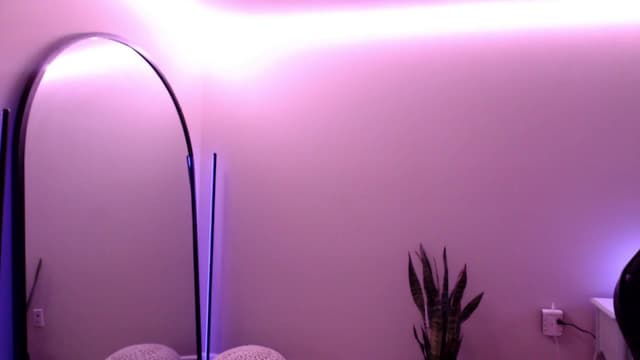 Gallery image thumbnail from Marie's myfreecams stream on, 04/11/2025, 03:11 image 9 of 20