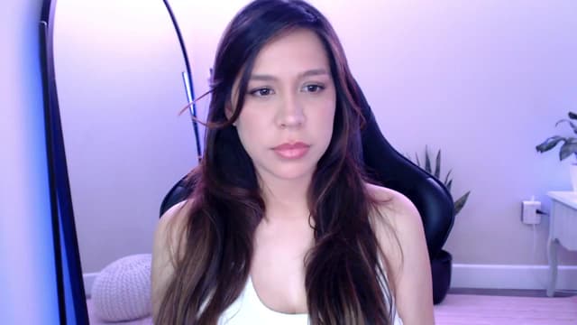 Gallery image thumbnail from Marie's myfreecams stream on, 05/02/2025, 23:10 image 11 of 20