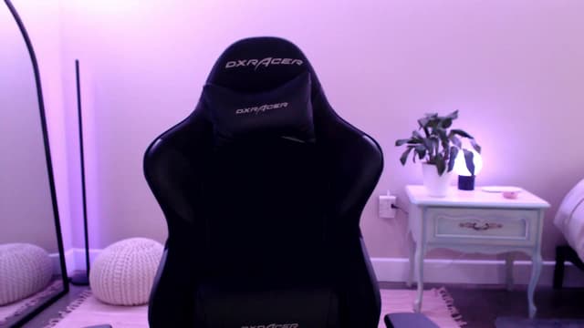 Gallery image thumbnail from Marie's myfreecams stream on, 05/10/2025, 24:08 image 1 of 20