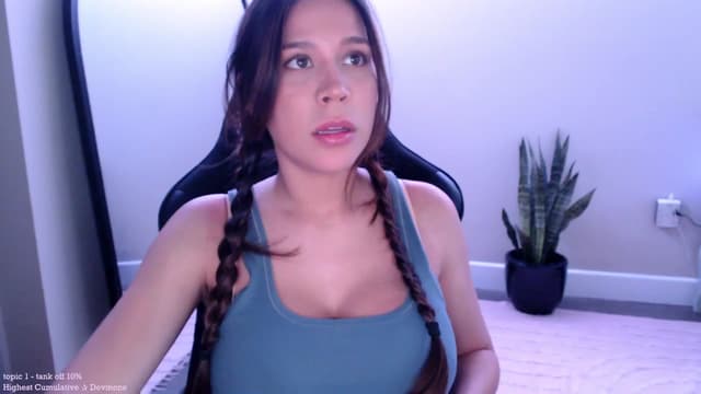 Gallery image thumbnail from Marie's myfreecams stream on, 05/28/2025, 24:26 image 6 of 20