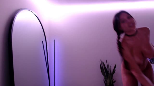 Gallery image thumbnail from Marie's myfreecams stream on, 06/06/2025, 02:28 image 7 of 20