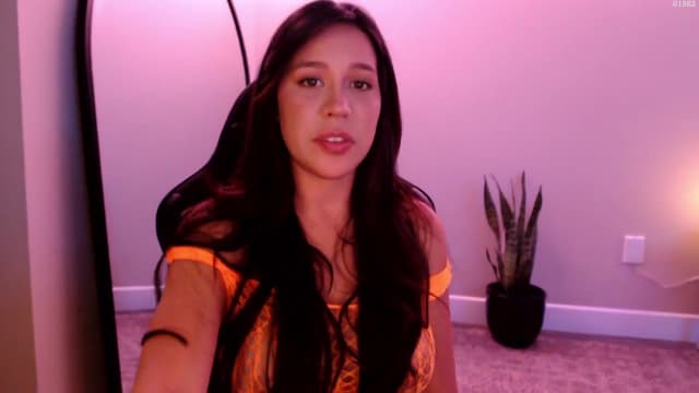 Gallery image thumbnail from Marie's myfreecams stream on, 08/15/2025, 03:04 image 13 of 20