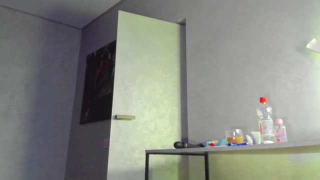 Gallery image thumbnail from MegaK's myfreecams stream on, 05/08/2025, 19:29 image 3 of 20