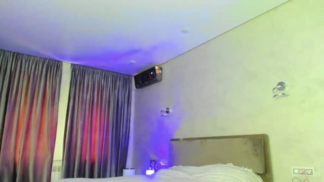 Gallery image thumbnail from MegaK's myfreecams stream on, 05/12/2025, 14:13 image 13 of 20
