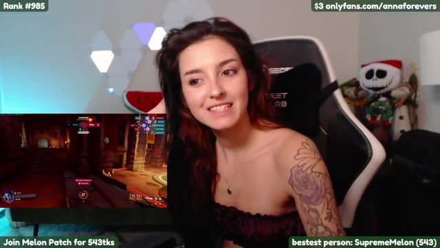 Gallery image thumbnail from Melon's myfreecams stream on, 11/17/2022, 04:58 image 11 of 20
