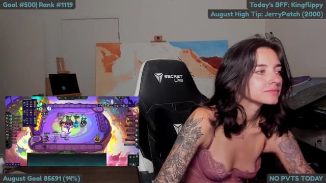 Gallery image thumbnail from Melon's myfreecams stream on, 08/16/2025, 03:23 image 11 of 20