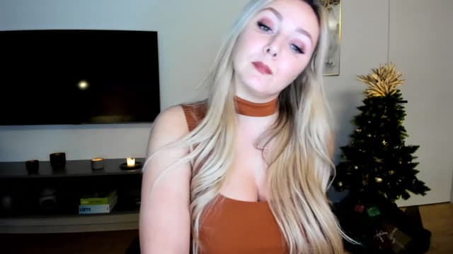 Gallery image thumbnail from Mi_Ha's myfreecams stream on, 12/09/2022, 22:39 image 12 of 20