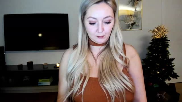 Gallery image thumbnail from Mi_Ha's myfreecams stream on, 12/09/2022, 22:52 image 10 of 20