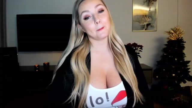 Gallery image thumbnail from Mi_Ha's myfreecams stream on, 12/11/2022, 15:42 image 11 of 20
