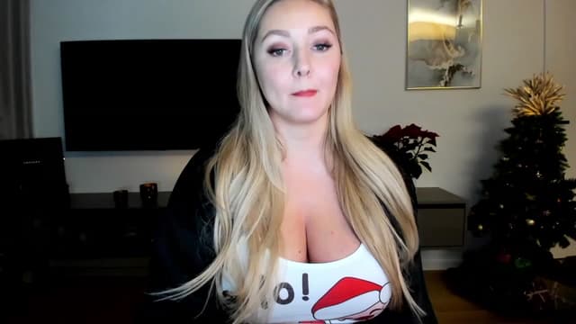 Gallery image thumbnail from Mi_Ha's myfreecams stream on, 12/11/2022, 22:18 image 2 of 20