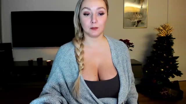 Gallery image thumbnail from Mi_Ha's myfreecams stream on, 12/12/2022, 21:48 image 10 of 20