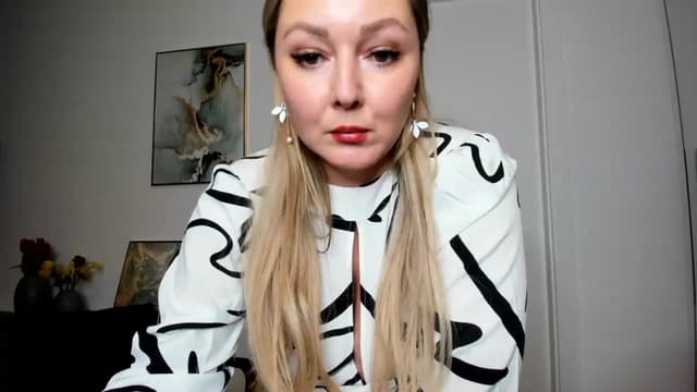 Gallery image thumbnail from Mi_Ha's myfreecams stream on, 02/18/2023, 22:43 image 9 of 20
