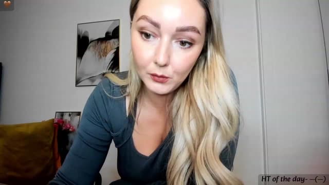 Gallery image thumbnail from Mi_Ha's myfreecams stream on, 09/20/2023, 14:22 image 4 of 20
