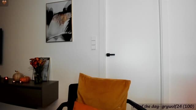 Gallery image thumbnail from Mi_Ha's myfreecams stream on, 09/23/2023, 15:18 image 11 of 20
