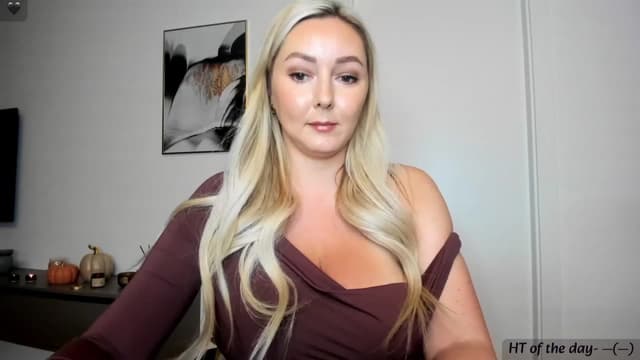 Gallery image thumbnail from Mi_Ha's myfreecams stream on, 11/02/2023, 16:12 image 2 of 20