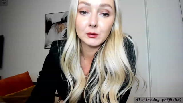 Gallery image thumbnail from Mi_Ha's myfreecams stream on, 11/04/2023, 15:49 image 1 of 20