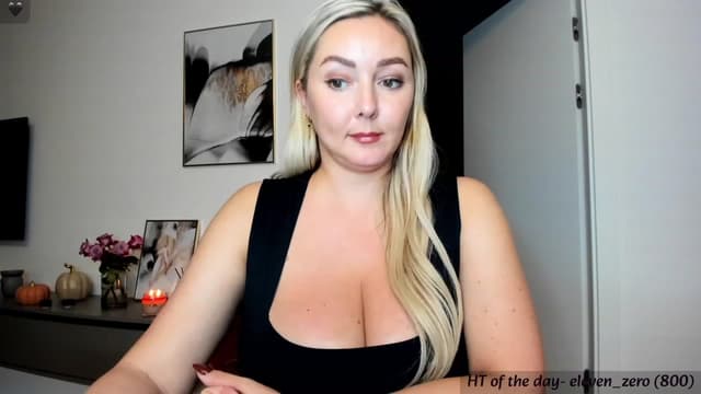 Gallery image thumbnail from Mi_Ha's myfreecams stream on, 11/08/2023, 23:43 image 15 of 20