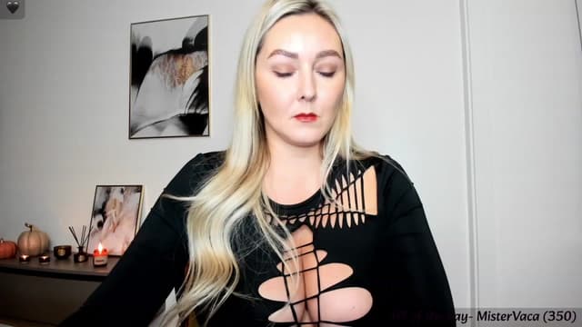 Gallery image thumbnail from Mi_Ha's myfreecams stream on, 11/15/2023, 16:18 image 20 of 20