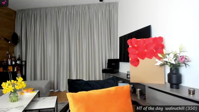 Gallery image thumbnail from Mi_Ha's myfreecams stream on, 02/14/2024, 15:34 image 11 of 20