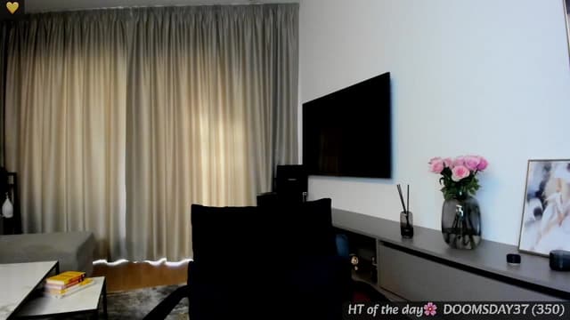 Gallery image thumbnail from Mi_Ha's myfreecams stream on, 04/29/2025, 17:50 image 2 of 20