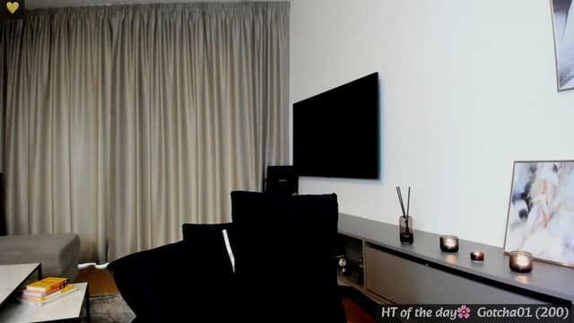 Gallery image thumbnail from Mi_Ha's myfreecams stream on, 05/07/2025, 15:19 image 6 of 20