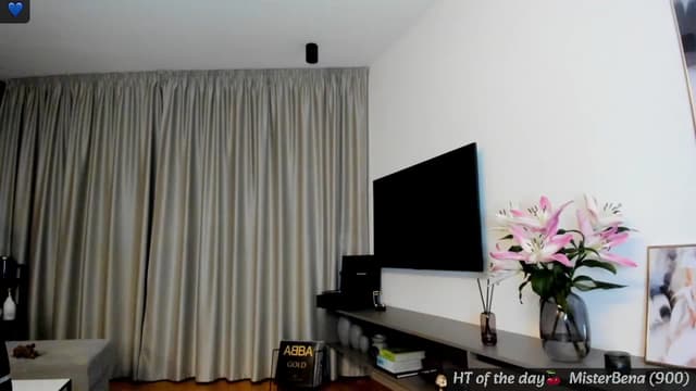 Gallery image thumbnail from Mi_Ha's myfreecams stream on, 06/02/2025, 19:44 image 20 of 20