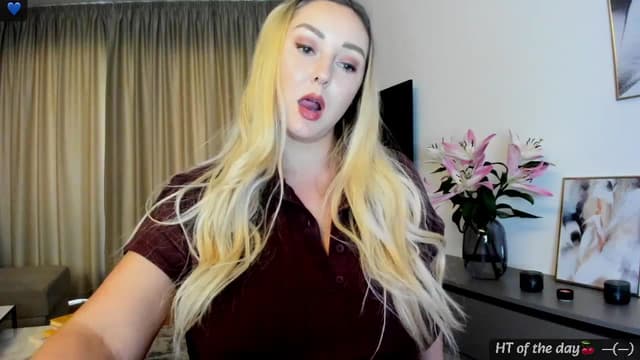 Gallery image thumbnail from Mi_Ha's myfreecams stream on, 06/03/2025, 15:22 image 2 of 20
