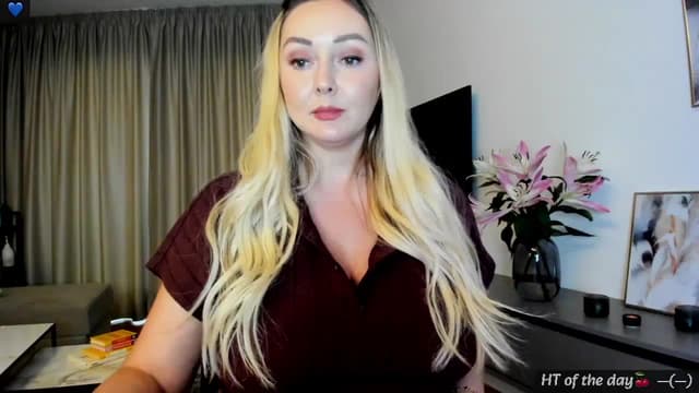 Gallery image thumbnail from Mi_Ha's myfreecams stream on, 06/03/2025, 15:22 image 14 of 20