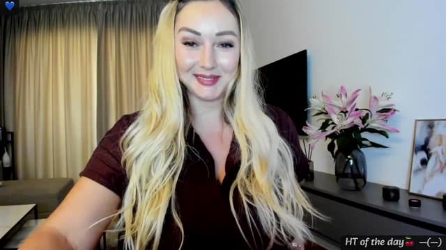 Gallery image thumbnail from Mi_Ha's myfreecams stream on, 06/03/2025, 15:22 image 5 of 20