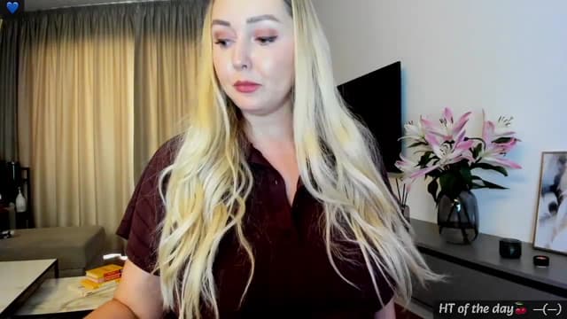 Gallery image thumbnail from Mi_Ha's myfreecams stream on, 06/03/2025, 15:22 image 11 of 20