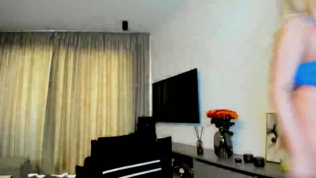 Gallery image thumbnail from Mi_Ha's myfreecams stream on, 06/21/2025, 14:25 image 3 of 20