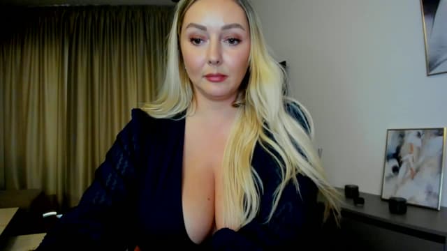 Gallery image thumbnail from Mi_Ha's myfreecams stream on, 08/04/2025, 16:38 image 20 of 20