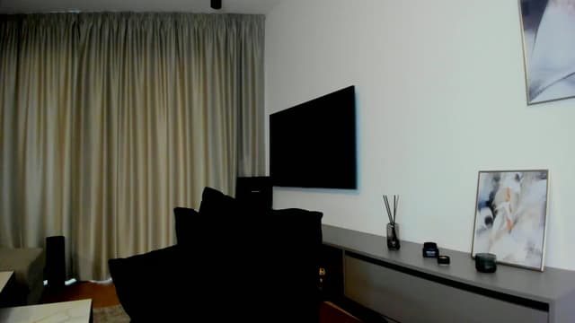 Gallery image thumbnail from Mi_Ha's myfreecams stream on, 08/06/2025, 15:17 image 14 of 20