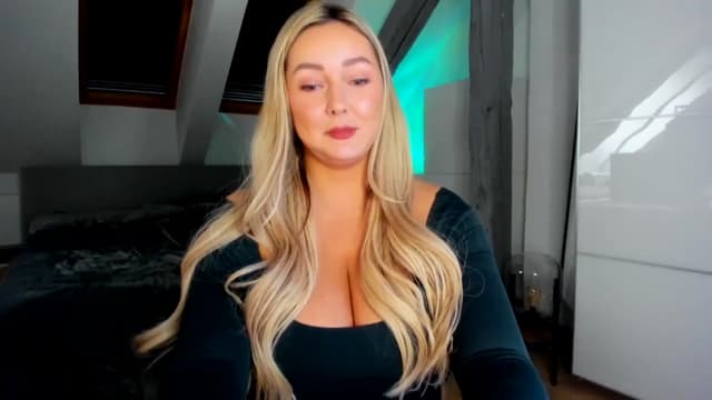 Gallery image thumbnail from Mi_Ha's myfreecams stream on, 02/24/2026, 16:14 image 2 of 20