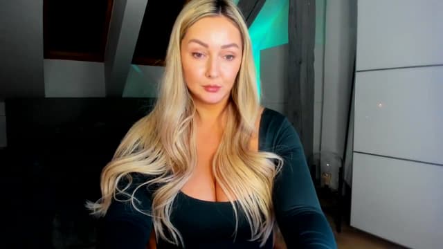 Gallery image thumbnail from Mi_Ha's myfreecams stream on, 02/24/2026, 18:06 image 15 of 20