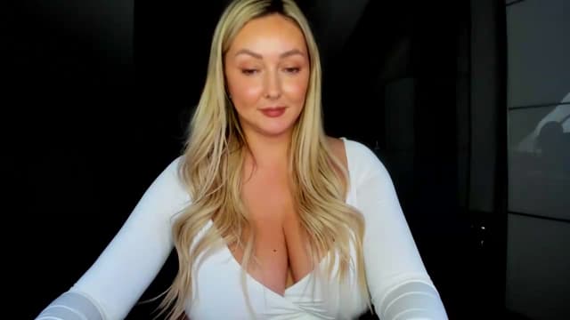 Gallery image thumbnail from Mi_Ha's myfreecams stream on, 06/12/2026, 17:05 image 19 of 20