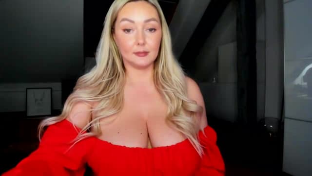 Gallery image thumbnail from Mi_Ha's myfreecams stream on, 06/15/2026, 14:51 image 14 of 20