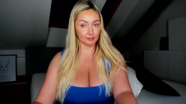 Gallery image thumbnail from Mi_Ha's myfreecams stream on, 07/08/2026, 21:36 image 12 of 20