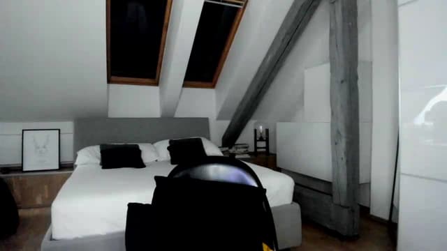 Gallery image thumbnail from Mi_Ha's myfreecams stream on, 07/16/2026, 16:53 image 2 of 20