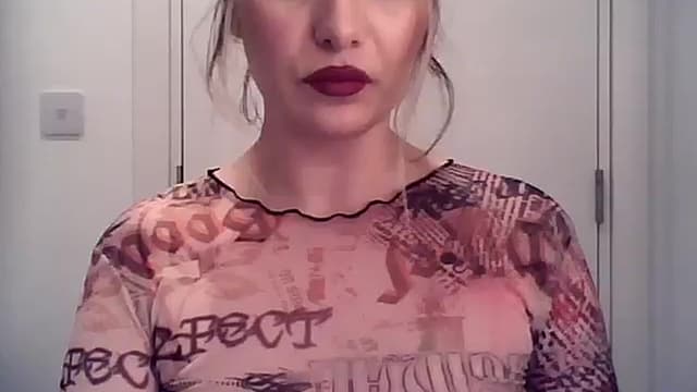 Gallery image thumbnail from MiaK_'s myfreecams stream on, 05/07/2024, 16:03 image 6 of 20