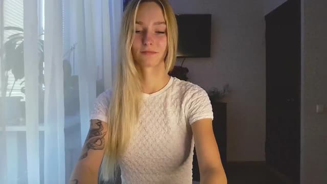 Gallery image thumbnail from Milaa's myfreecams stream on, 08/16/2024, 15:19 image 9 of 20