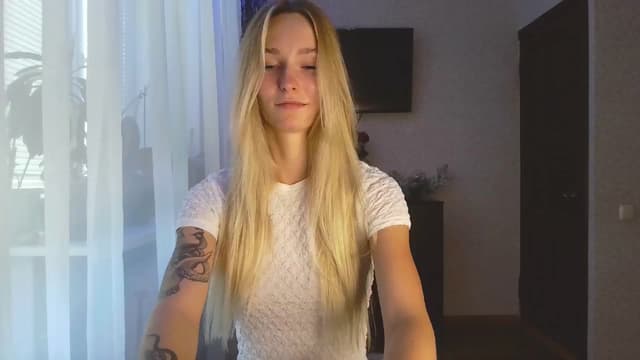 Gallery image thumbnail from Milaa's myfreecams stream on, 08/16/2024, 15:19 image 5 of 20