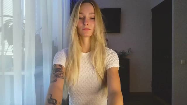 Gallery image thumbnail from Milaa's myfreecams stream on, 08/16/2024, 15:19 image 4 of 20