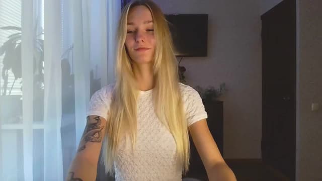 Gallery image thumbnail from Milaa's myfreecams stream on, 08/16/2024, 15:19 image 3 of 20