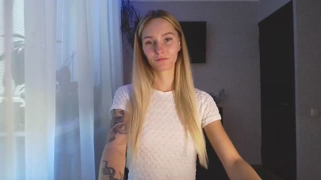 Gallery image thumbnail from Milaa's myfreecams stream on, 08/17/2024, 15:49 image 6 of 20
